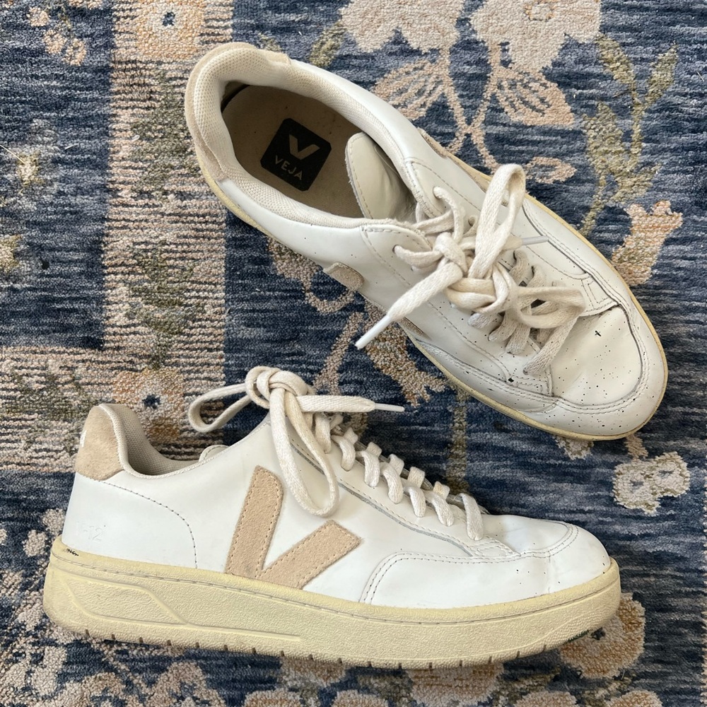 VEJA Women's V-12 Low Top Sneakers